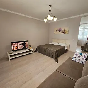 Ernaz Apartments: Promenade Expo Астана