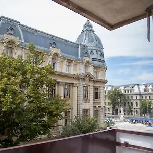 Sunny Old Town , Bucarest Romania