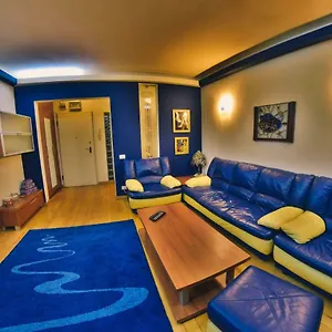 nicoles-apartment.bucharesthotelsnow.com/